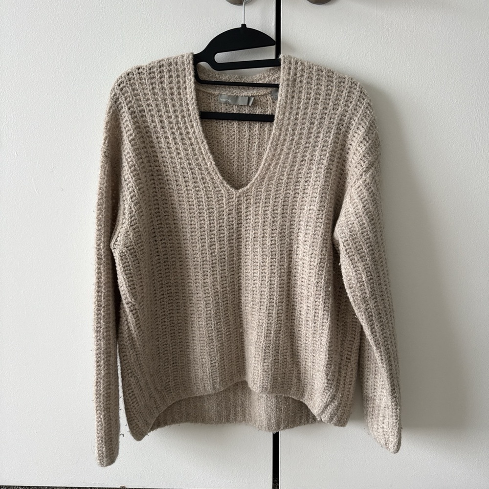 Vince cashmere sweater size XS